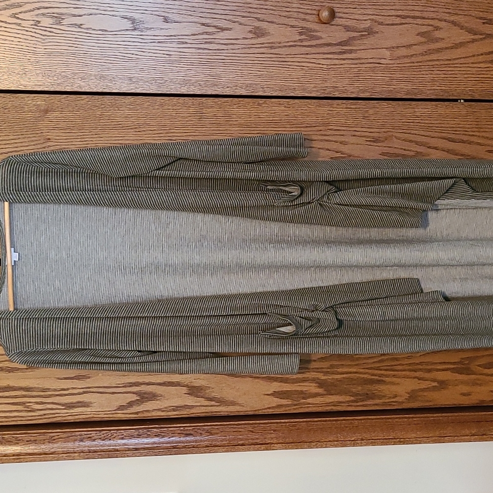 Lularoe Sarah cardigan